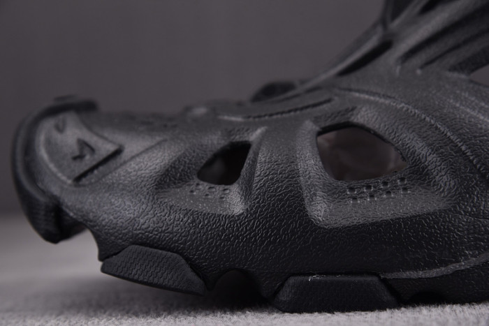 balenciag sandals