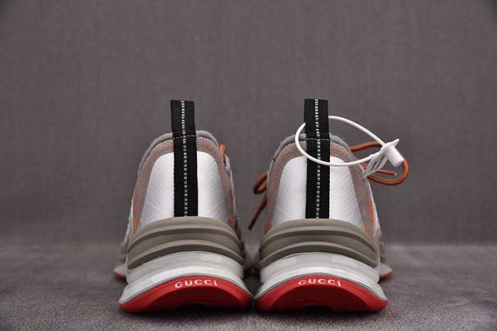 G*u*i1 sneaker