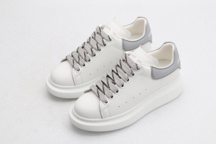 alexander mcq100038