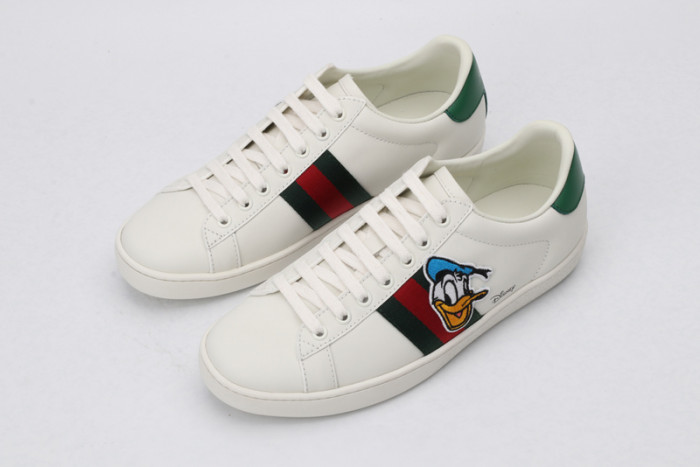 G*u*i sneaker g1000025
