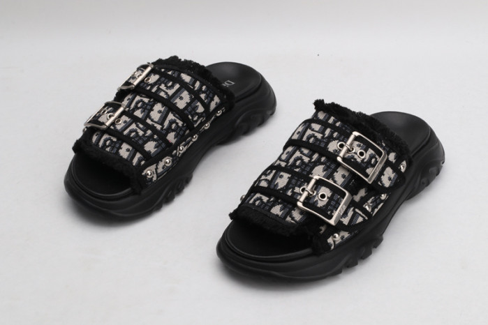 d1or sandal