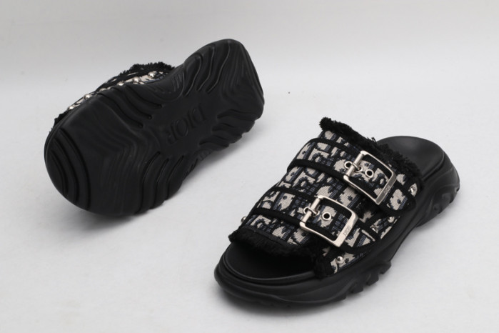 d1or sandal