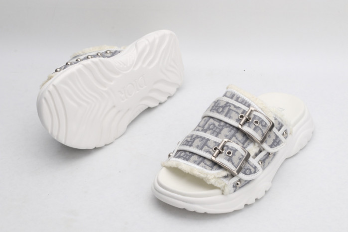d1or sandal