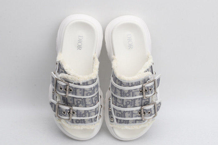 d1or sandal