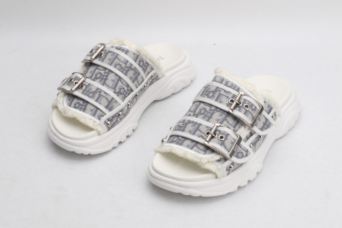d1or sandal