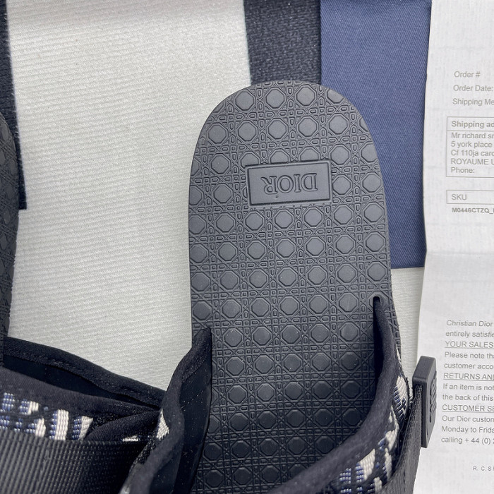 D*or alpha sandal